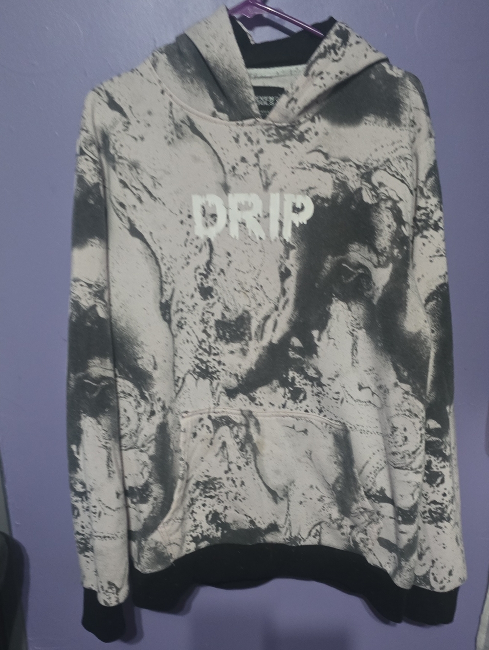 Drip Graphic Black & White Tie-Dye Hoodie